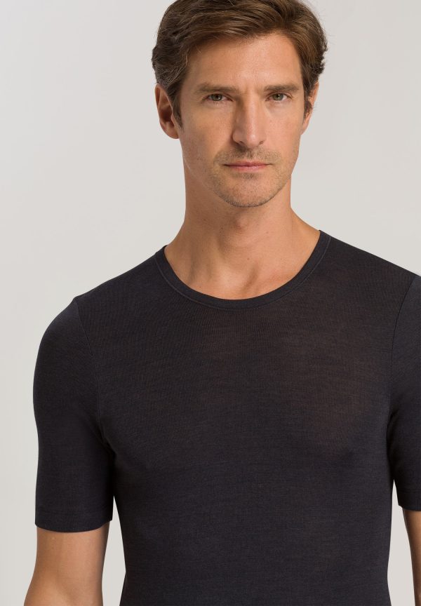 Woolen Silk M Wool and Silk Fitted T-Shirt - Image 5