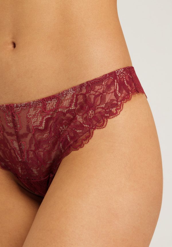 Solene Thong - Image 5