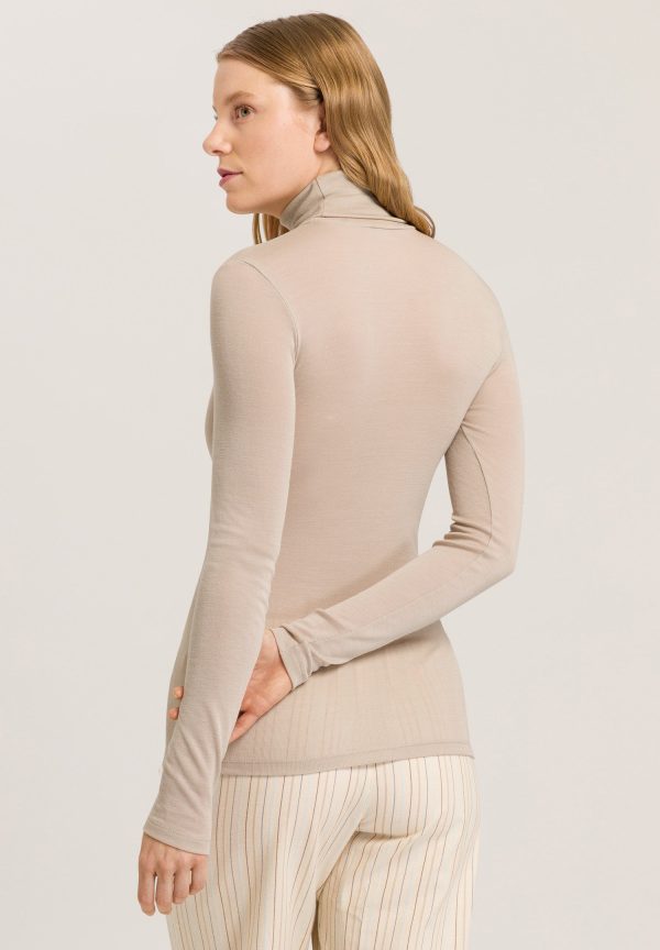 Woolen Silk W Wool and Silk Roll Collar Turtleneck - Image 5