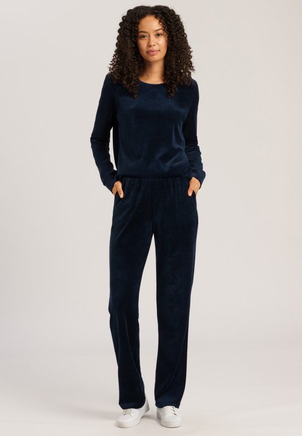 Favourites Velvet Round Neck Pullover - Image 4