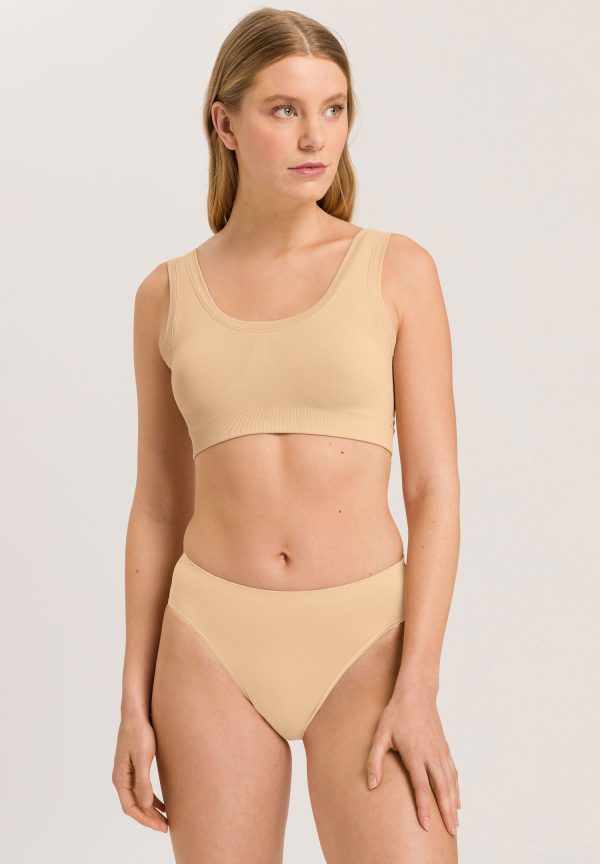 Touch Feeling Crop Top Padded - Image 2
