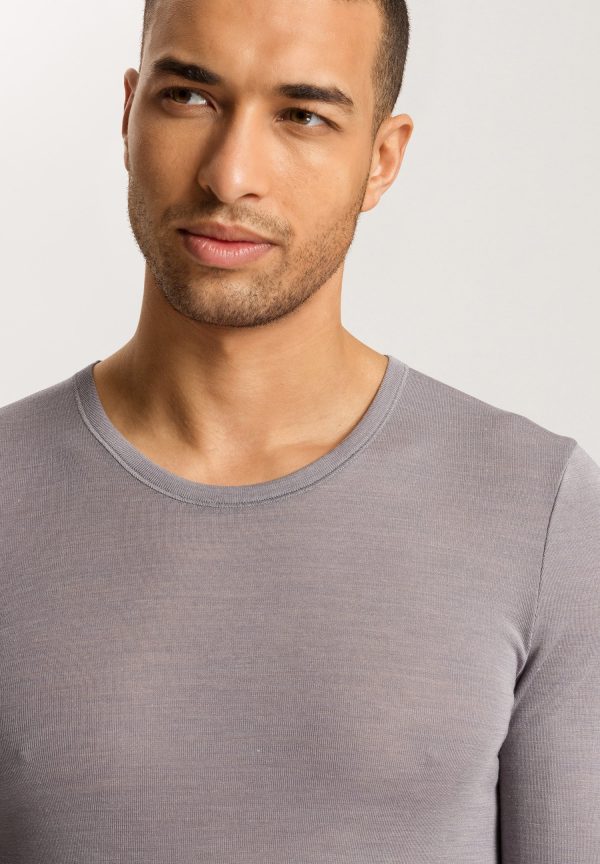 Woolen Silk M Wool and Silk Fitted Top - Image 5