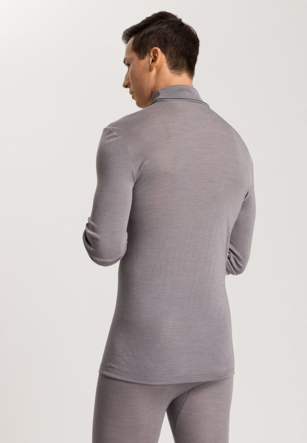 Woolen Silk M Wool and Silk Turtleneck - Image 3