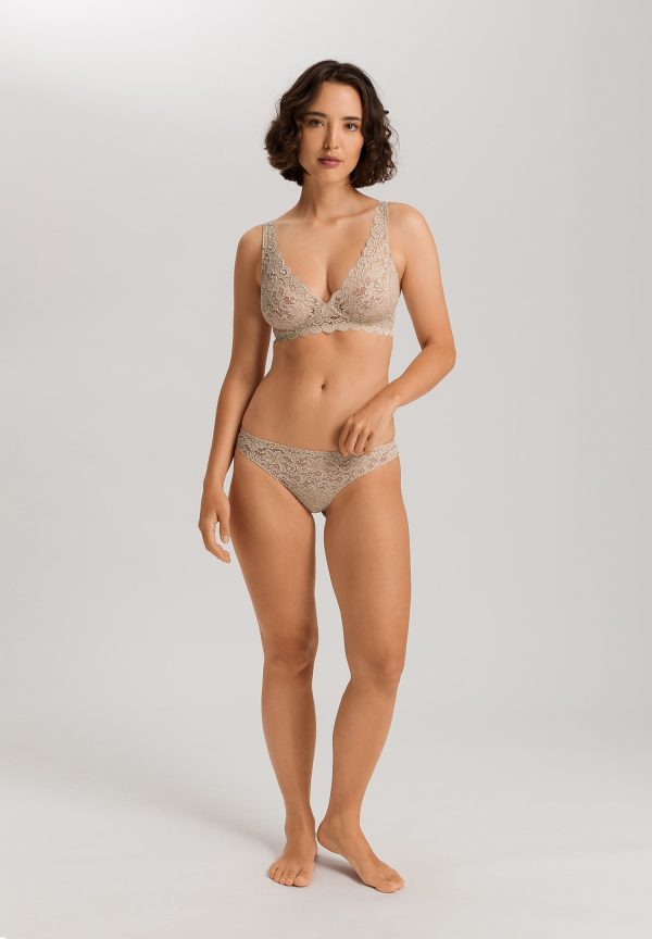 Luxury Moments Lace Soft Cup Bra - Image 5