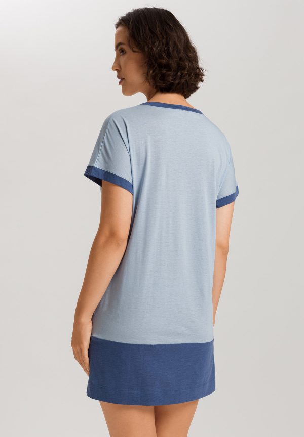 Laura Bigshirt - Image 3